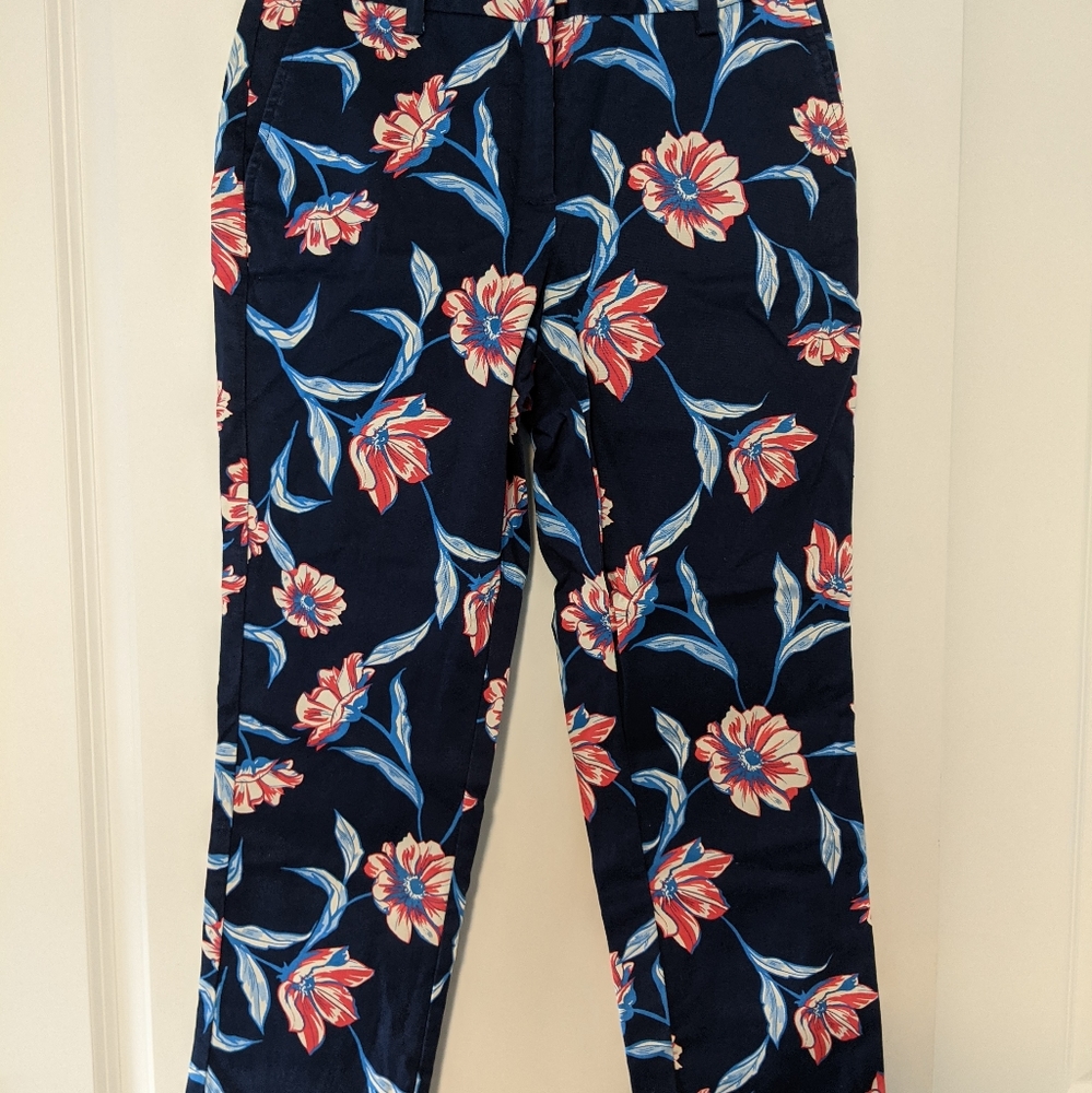 Lands End Mid Rise Straight Leg Flower Pattern Pant